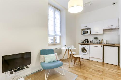 IMMOGROOM - Renovated studio - Modern - Wifi - Downtown