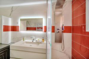 IMMOGROOM - Rénové - Parking - Climatisation - Balcon