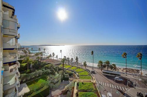 IMMOGROOM- Sea view - Center- AC- Front of the beaches