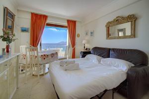 IMMOGROOM- Sea view - Center- AC- Front of the beaches