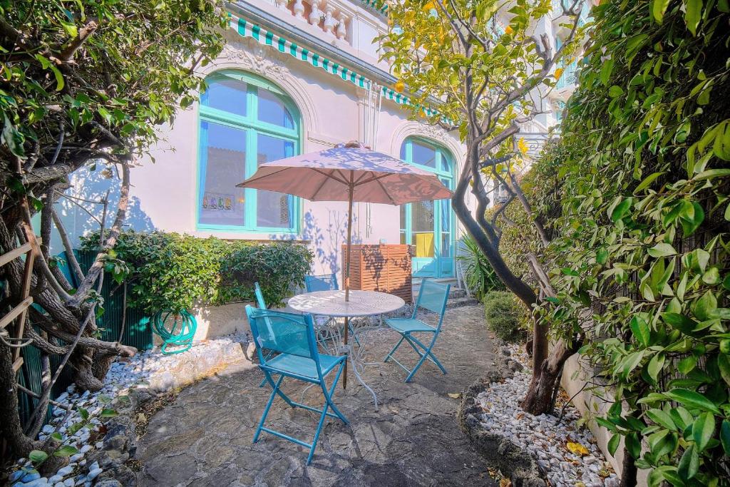 Appartement IMMOGROOM -Terrace with garden - Quiet - Air-conditioner 20 rue de la Croix 06400 Cannes