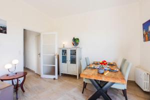 Imperial AP4318 by Riviera Holiday Homes