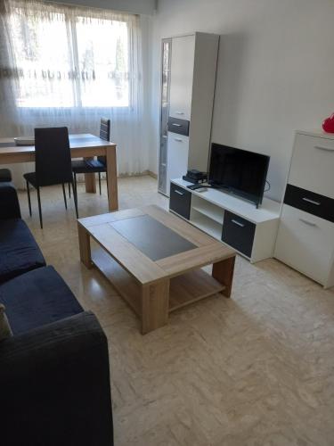 In appartement a 2 pas de la Promenade et de la mer