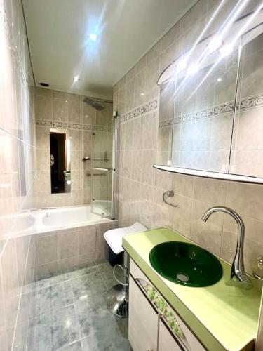 Incroyable appartement parisien - Batignolles