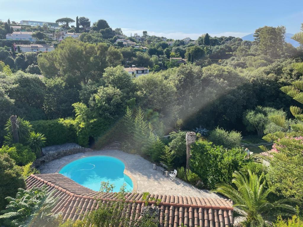Independent One bedroom Apartment 913 Chemin de la Constance, 06600 Antibes