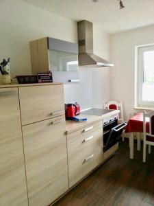 Ingrids Ferienwohnung mit Balkon in Thiede nähe See