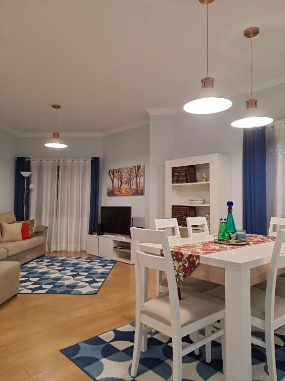 INOR Paim Apartment 3 Rua de São Bento Menni R/C Direito, 9500-786 Ponta Delgada