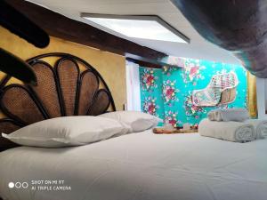 **INSOLITE PLACE**65m2 #centre #clim #vintage#vue