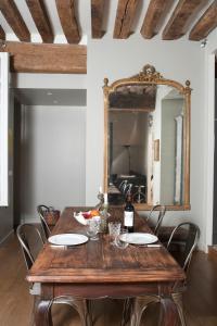 IntoParis Charming apartment in Le Marais