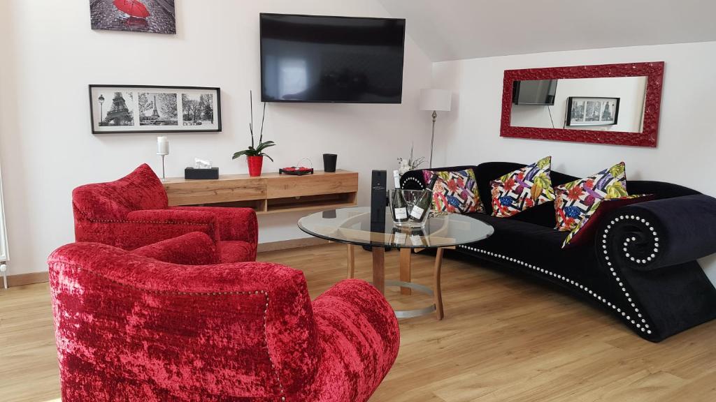INVICTA HOUSE BRISTOL