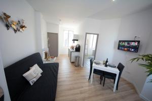 Appartement IVOIRIA !!! SUBLIME Studio HOME STAGING AU CENTRE VILLE !!! 47 Boulevard Henri Martin 02100 Saint-Quentin Picardie