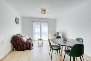 Appartement J.Mo Home - Idéal famille - Calme - Au temps d'arrêt 4 Rue d'Orsonville 77700 Chessy Île-de-France