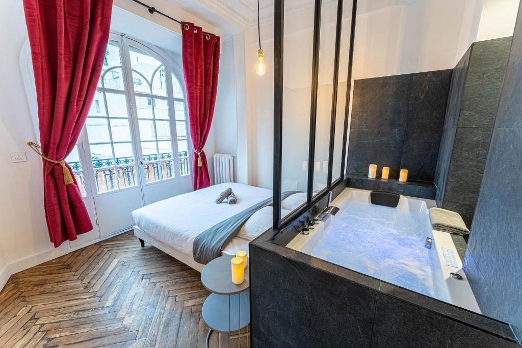 Jacuzzi-Nice quartier des musiciens-Loft 25 Avenue Thiers, 06000 Nice