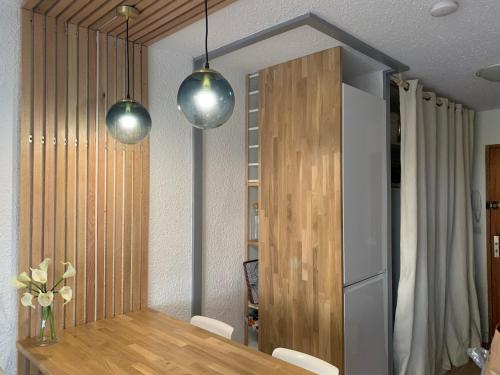 JADE - Appartement climatisé vue et accès mer privé