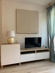 JADE - Appartement climatisé vue et accès mer privé