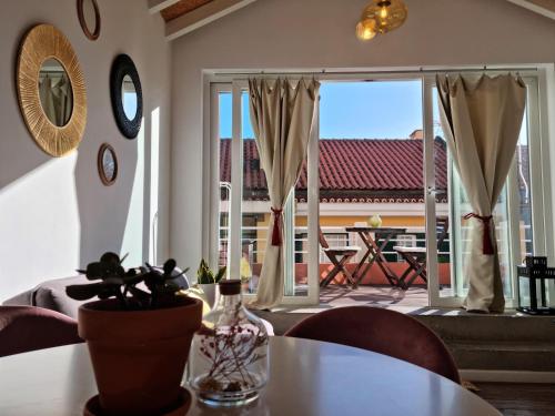 Janelas Verdes - Peaceful Views