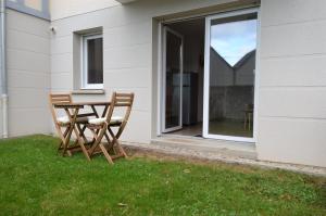 Appartement Jardin - à 50m de la plage - Wifi - Parking 80 Avenue de la Combattante 14470 Courseulles-sur-Mer Normandie