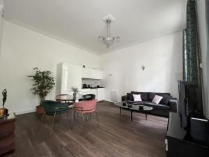 Jardin au calme, au cœur d'un hôtel particulier
