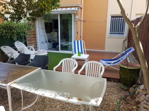 + JARDIN au calme avec BBQ + CELLIER + GARAGE
