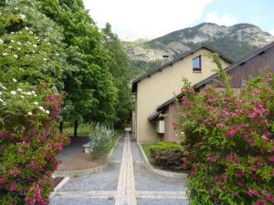 JAUSIERS VILLAGE G 2