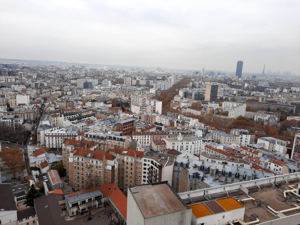 Jeune retraitée chercher locataire 36 Avenue d'Italie, 75013 Paris