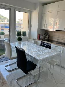 JEWEL CANNES CARNOT