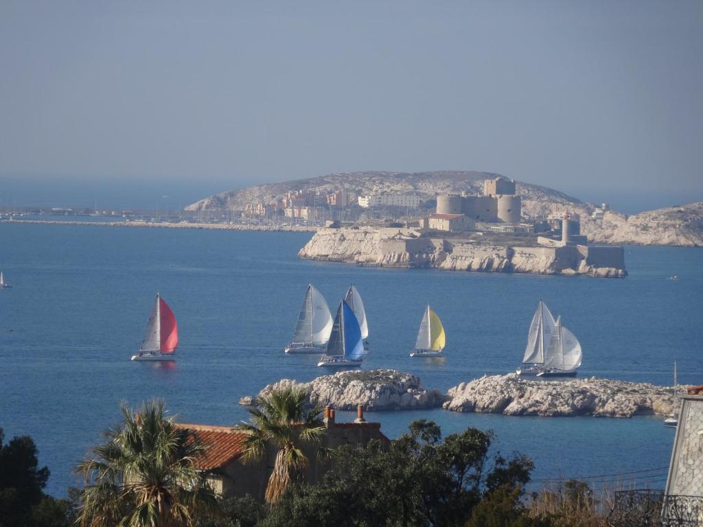 Joao da Mata 2 bedroom with Pool by Innkeeper