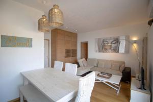 JOLI 51 m avec TERRASSE-PISCINE et Vue sur la MER