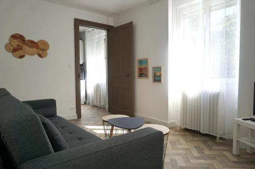 Joli appartement 2 chambres et place privative!
