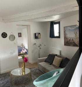 Joli appartement avec cour privée proche gare & centre ville