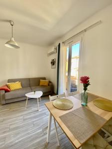 Joli appartement climatisé à 2 minutes des plages