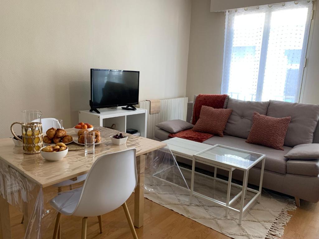 Appartement Joli appartement en plein centre 89 Rue Jean Jacques Rousseau 33500 Libourne