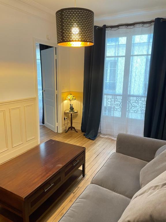 Appartement Joli appartement Haussmannien 1900 Belle époque 7 Rue Vulpian 75013 Paris