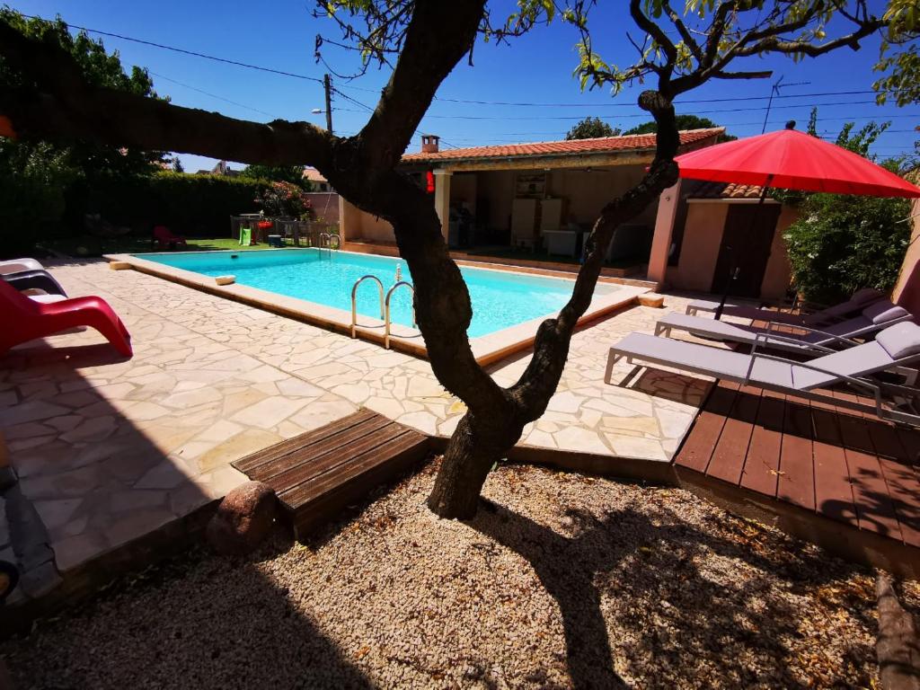 joli appartement indépendant avec piscine chauffée chez propriétaire Chemin de Beau Soleil, 30620 Bernis