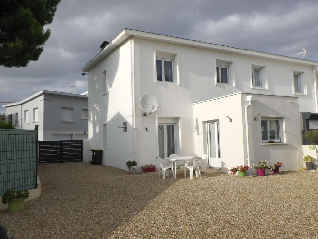 Joli appartement pour 4 personnes a Pont L Abbe