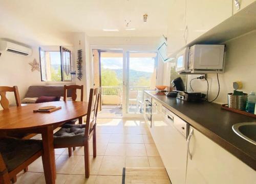 Joli appartement situé à 8min à pied de la mer