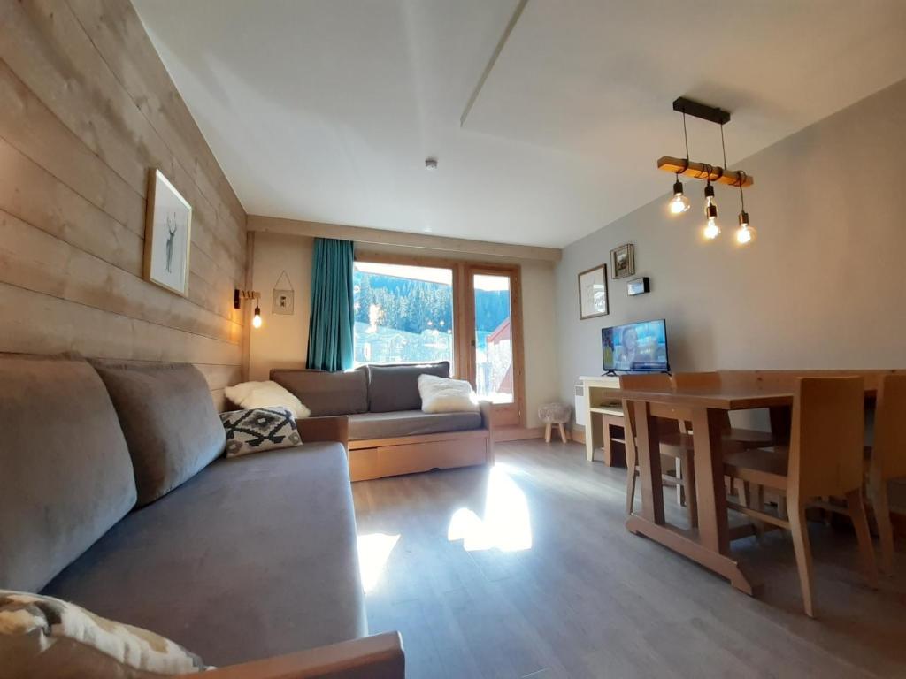 Joli appartement skis aux pieds à La Tania 135 Esplanade des Tornets, 73120 La Perrière