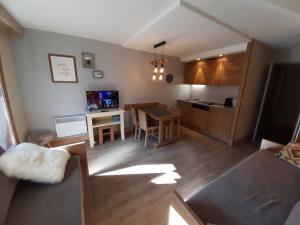 Joli appartement skis aux pieds à La Tania
