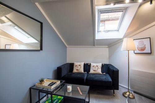 Joli Appartement T2 au cœur de la vieille ville dAnnecy proche du lac