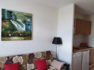 Joli appartement T2 dans résidence avec piscine, hammam et parking gratuits
