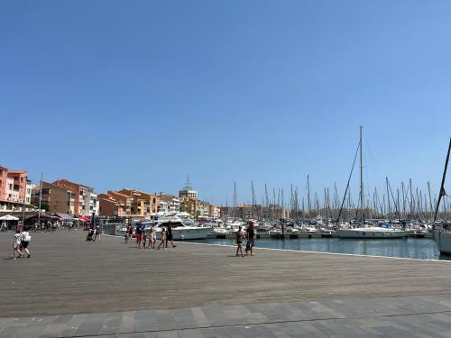 Joli appartement vue magnifique sur le port !