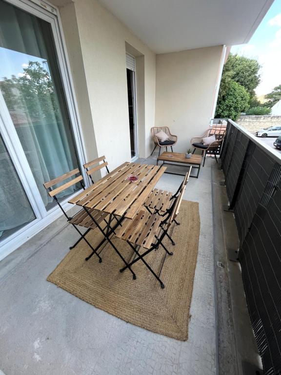 Appartement Joli appt 45 m2 avec terrasse 115 Route du Mas Desport 34400 Lunel