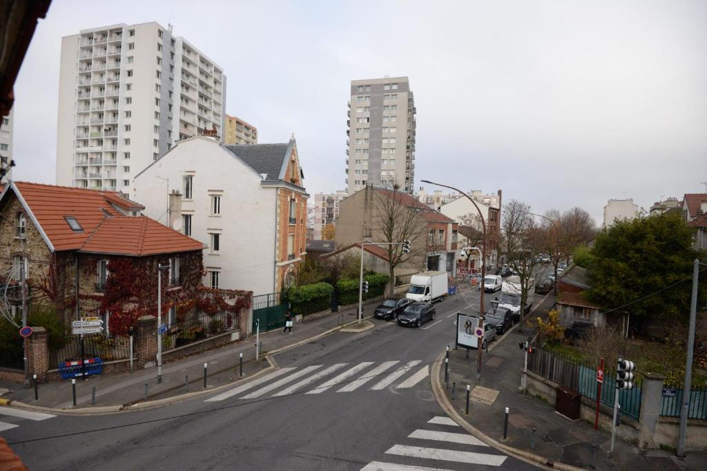 Appartement Joli Appt Pour 4 Près De Mairie Des Lilas 22 Boulevard Eugène Decros 93260 Les Lilas