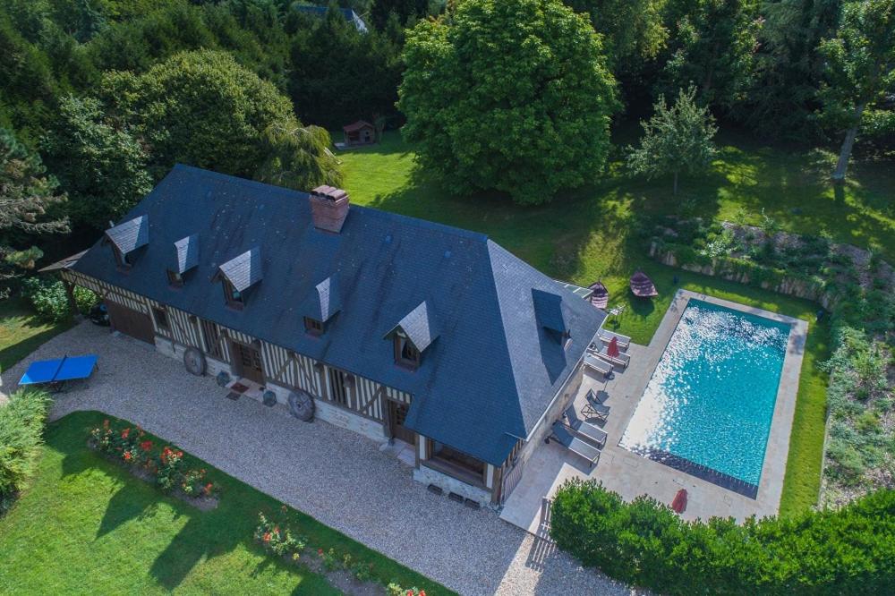 joli cocon de 60 m2 avec 85 m2 de jardin et terrasse
