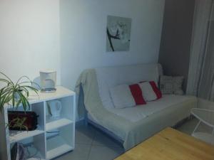 Appartement Joli petit studio 46 Rue Coquerel 80000 Amiens Picardie