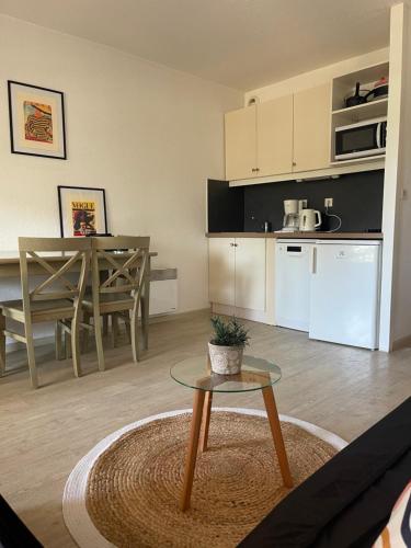 Joli Studio 4 perS- golf de Valescure St Raphael