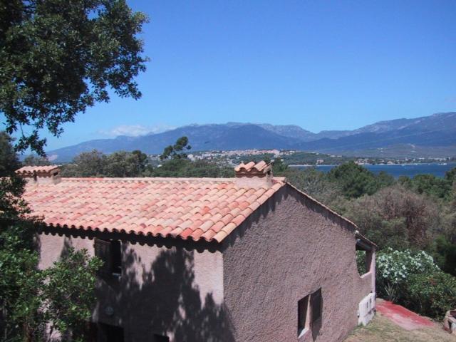 Joli Studio 4 perS- golf de Valescure St Raphael 83700 Valescure