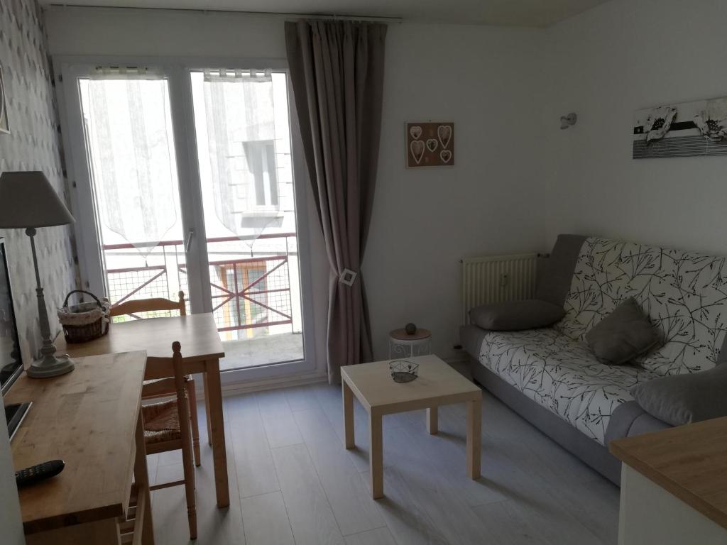 Joli studio à DINARD /LA RICHARDAIS à 5 mn plage 2 Rue de la Gougeonnais, 35780 La Richardais