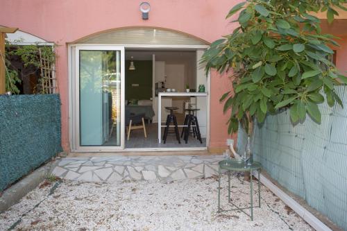 Joli studio avec jardin bord de mer