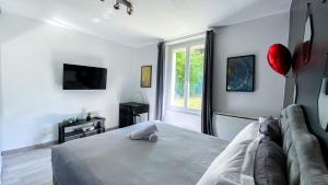 Joli studio avec jardin - Gare RER C -proche PARIS